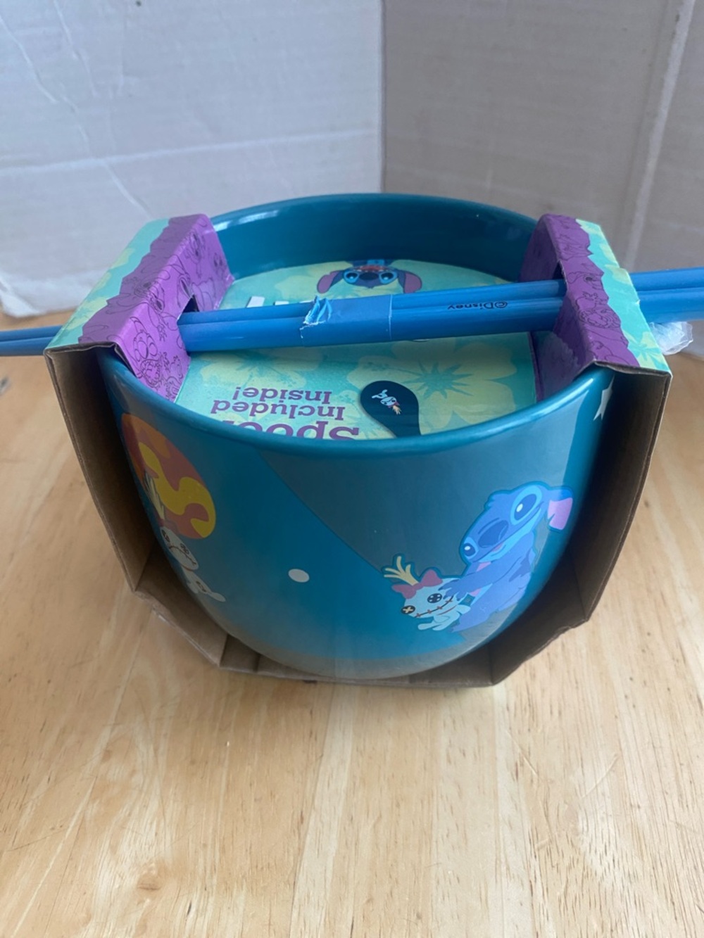 Disney Stitch Noodle Bowl with Chopsticks and spoon. NWT